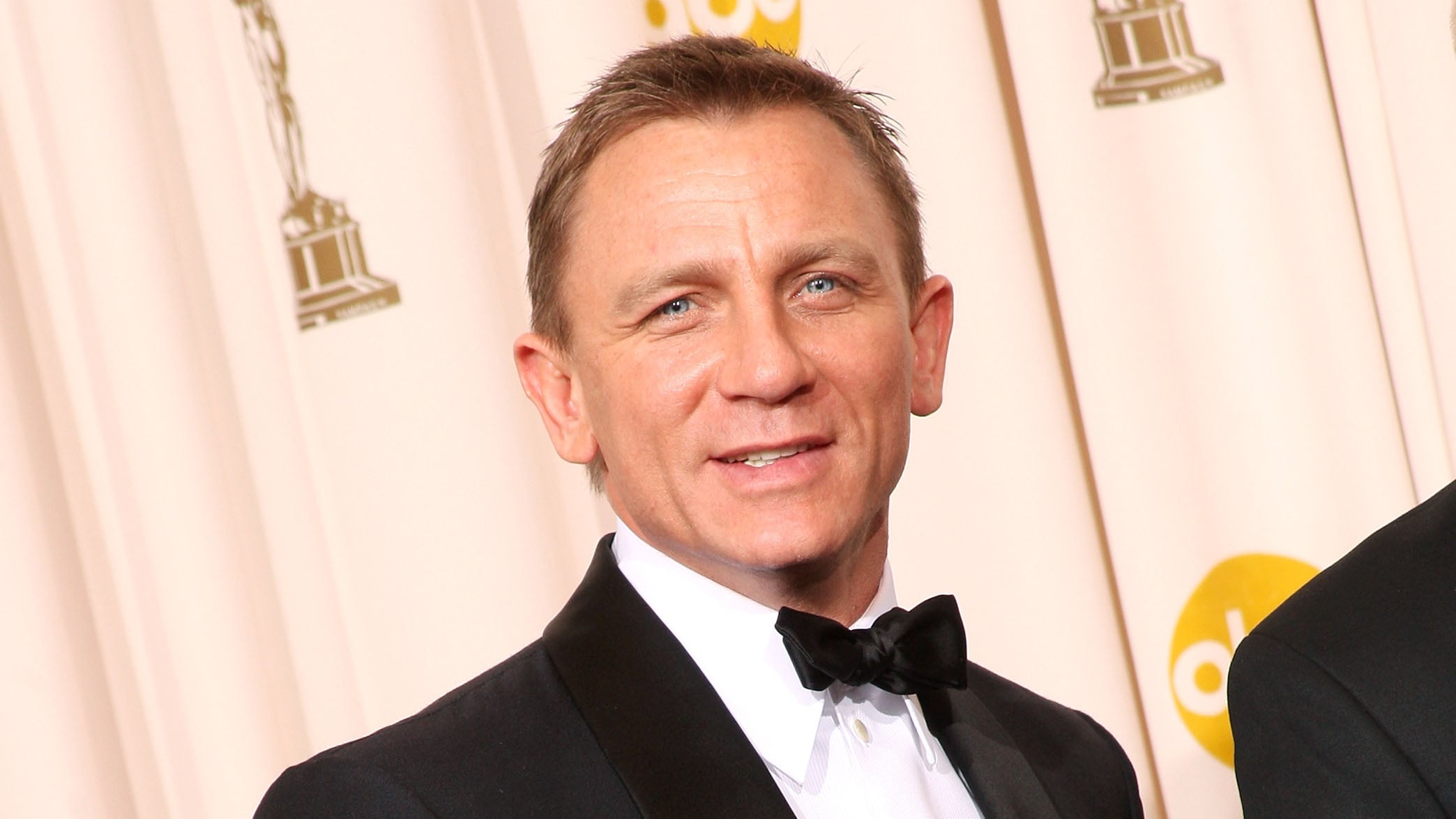 Daniel Craig Divorced: His History of Marriage, Explained Daniel Craig Divorced: His History of Marriage, Explained