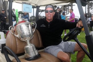 Phil Mickelson Accused of ‘Inappropriate’ Conduct With Woman, Banned From …