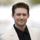 Joe Alwyn attends the "Kinds Of Kindness" Photocall at the 77th annual Cannes Film Festival at Palais des Festivals on May 18, 2024 in Cannes, France.