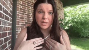Amy Duggar on The Sarah Fraser show.