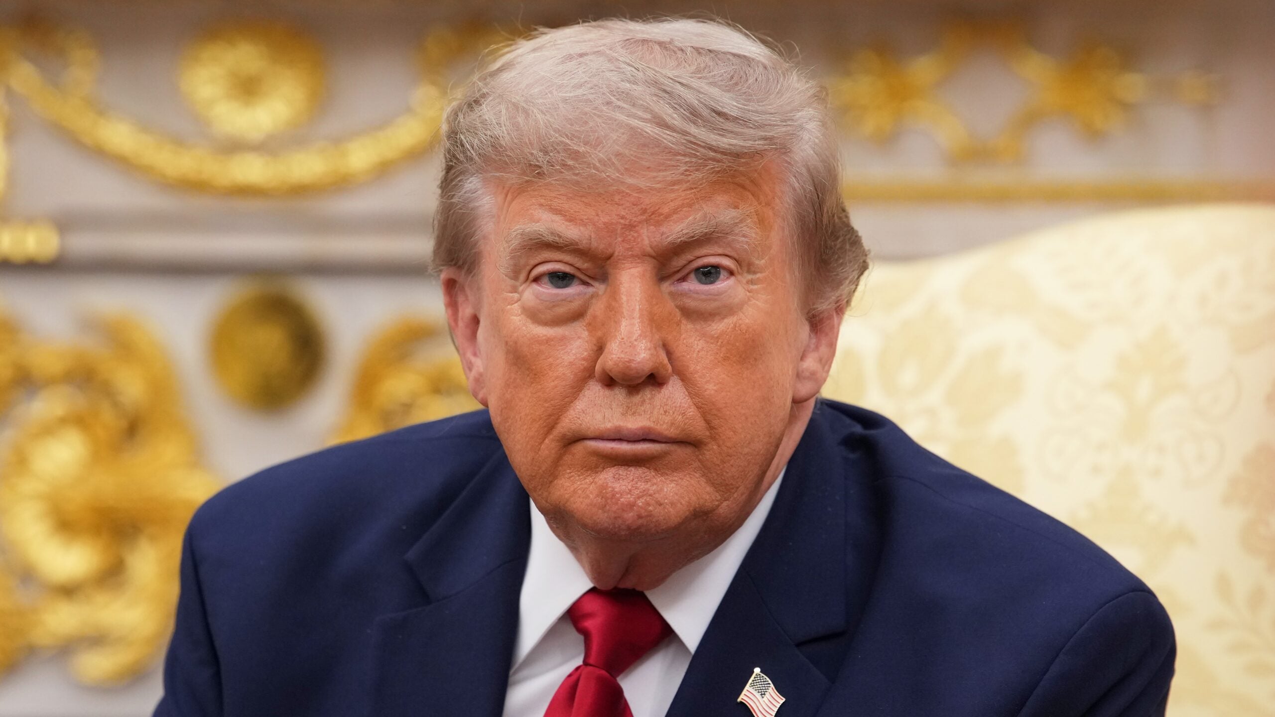 Does Donald Trump  Coin Violate Federal Laws?