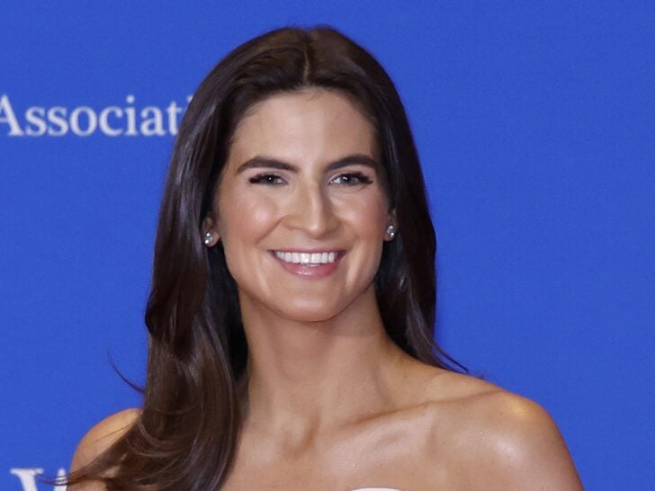 Dylan Mulvaney Responds After Donald Trump Bashes Kaitlan Collins at Award Ceremony with …