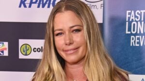 Kendra Wilkinson Breaks Down Crying Over Professional Setback: ‘It’s Taking a …