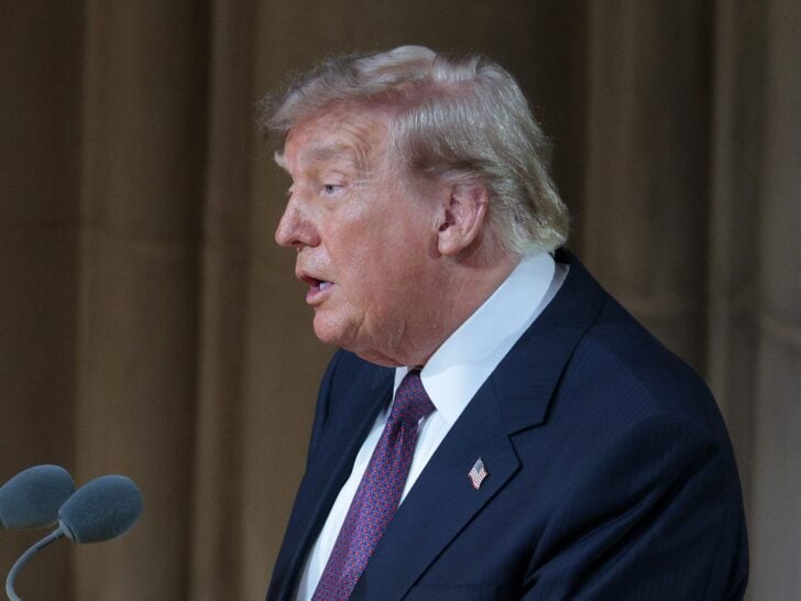 Donald Trump Demands ‘Deep Throated’ Voter-Suppression Bill in Bizarre …