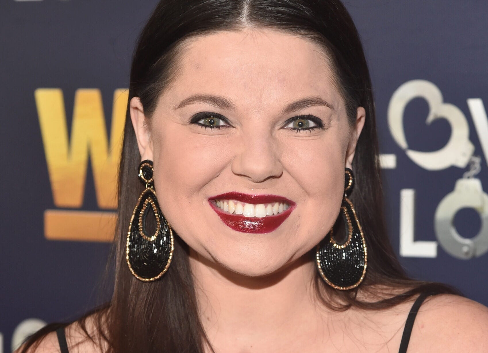 <a href="https://www.thehollywoodgossip.com/2026/07/amy-duggar-no-contact-jim-bob-michelle-open-to-dialogue/" target="_blank">Amy Duggar: I’m No Contact With the Duggars! If They Wanna Talk, I Have Conditions …</a>
