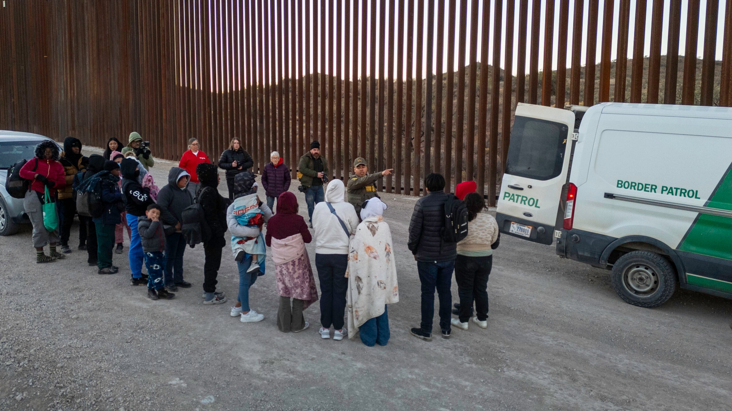 Armando Rubio Turned Away at Border While Daughter Hannah is In Intensive Care, Asks ’90 Day Fiance’ Fans for Help