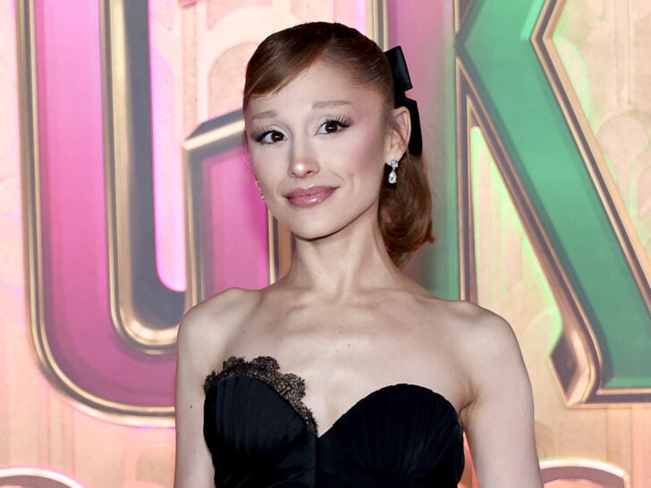 Ariana Grande ‘Kept In Touch’ With Ricky Alvarez Throughout Ethan Slater …