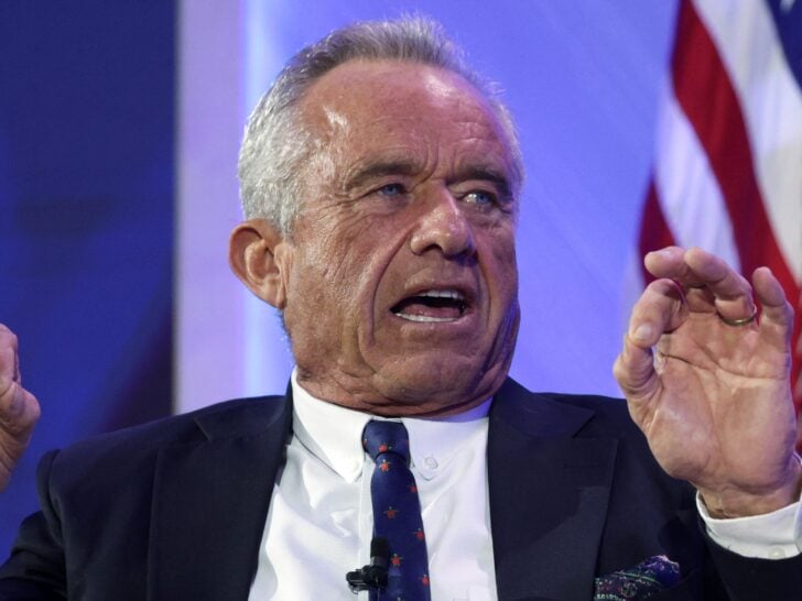 Robert F. Kennedy Jr. Boasts He Doesn’t ‘Have a Gag Reflex’ & Eats …