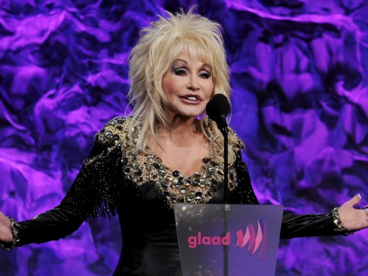 Dolly Parton & Tim Curry Mourned as LGBTQ+ Icons
