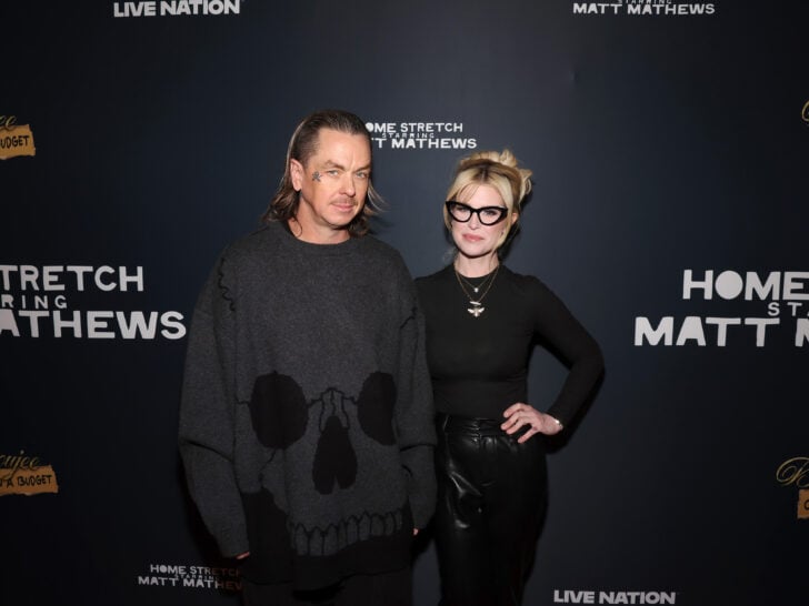 Sid Wilson and Kelly Osbourne attend Matt Mathews' Celebration of Boujee On A Budget Tour with Live Nation at The Peppermint Club on November 20, 2024 in Los Angeles, California.