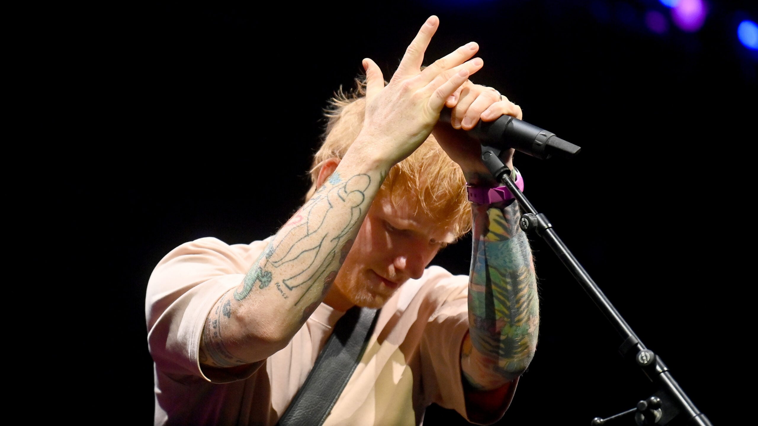 Ed Sheeran Says Family & Friends Abandoning Him, Breaks Down in Tears on Stage After Aggressive Fence-Sitting on Genocide