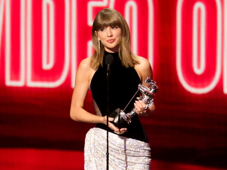 Taylor Swift Takes Home First-of-its-Kinds Awards at VMAs