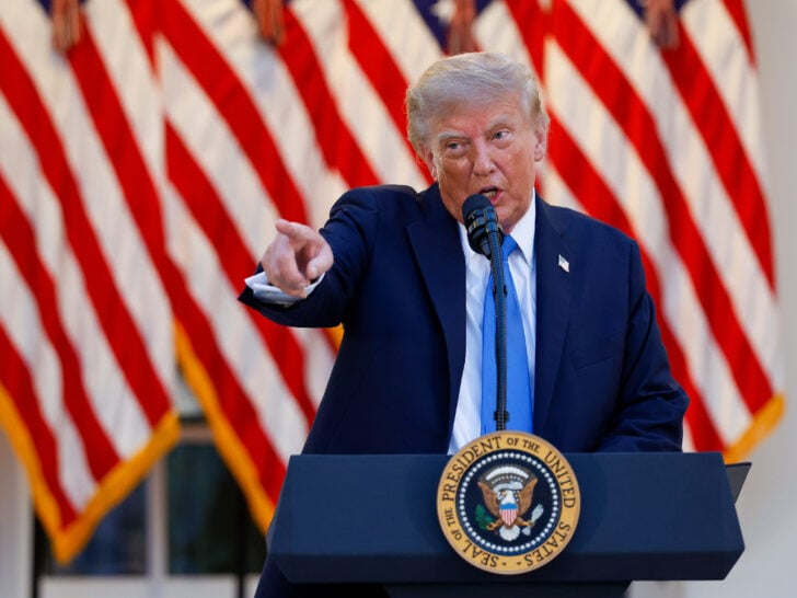 Donald Trump Promises $5,000 Check to Every American If GOP Wins Midterms: Will He …