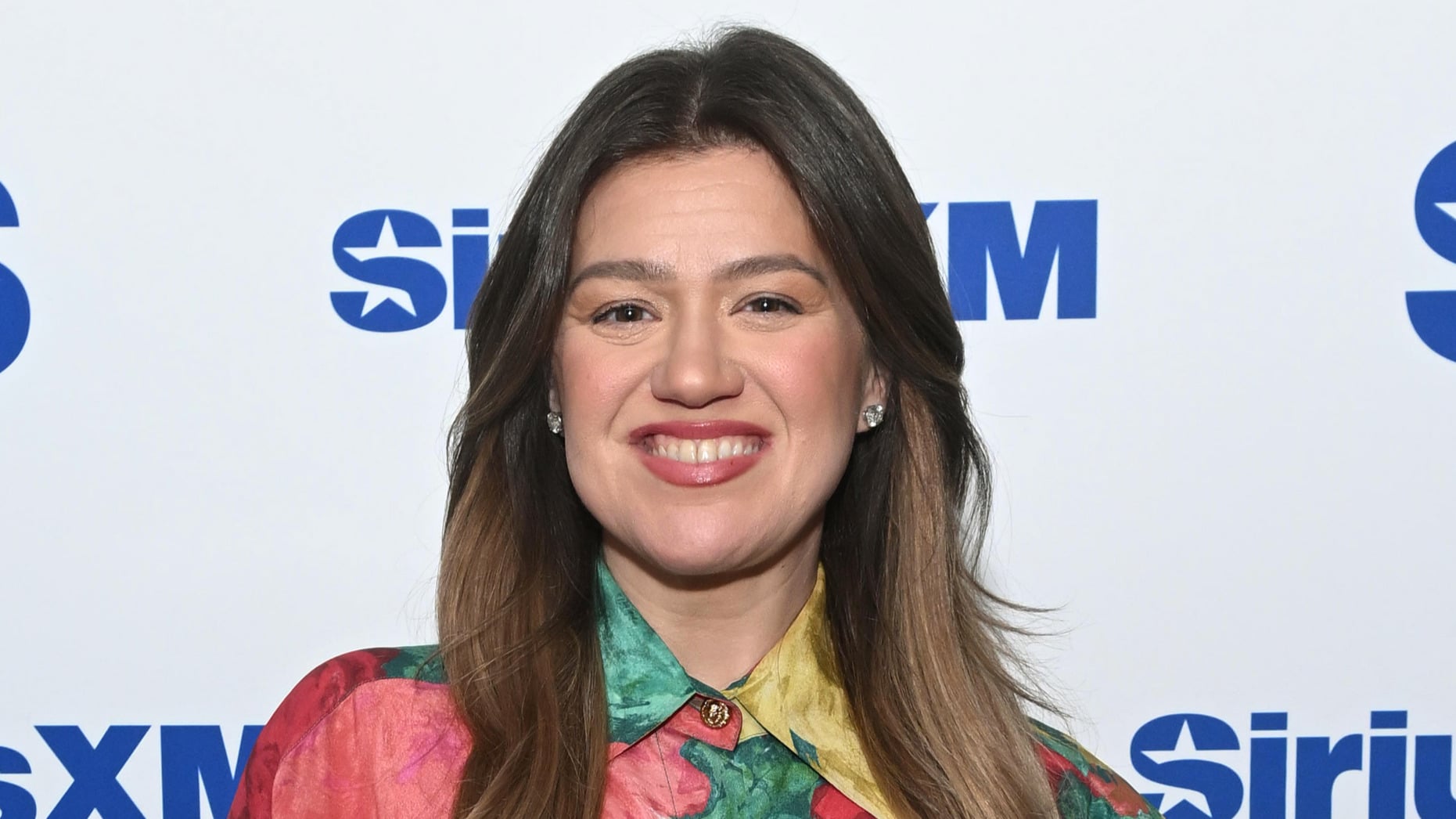 Kelly Clarkson BLASTS ‘Liar’ Store She Claims Snubbed Her